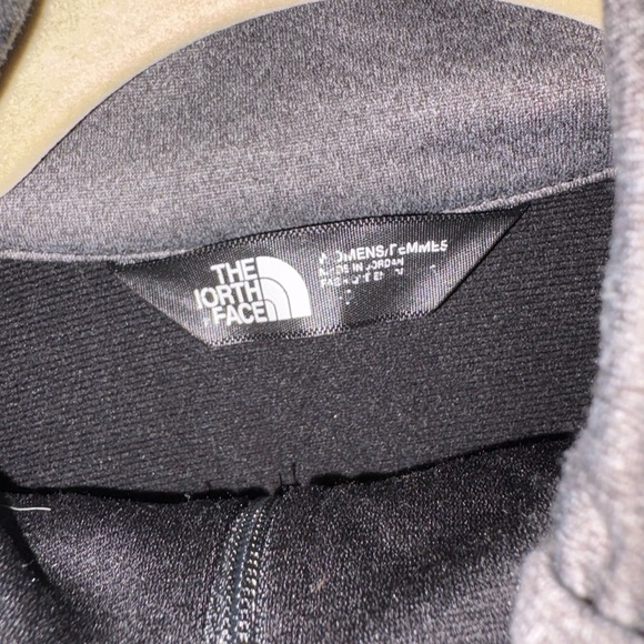 The North Face Women's Asphalt Gray Jacket - Picture 3 of 6